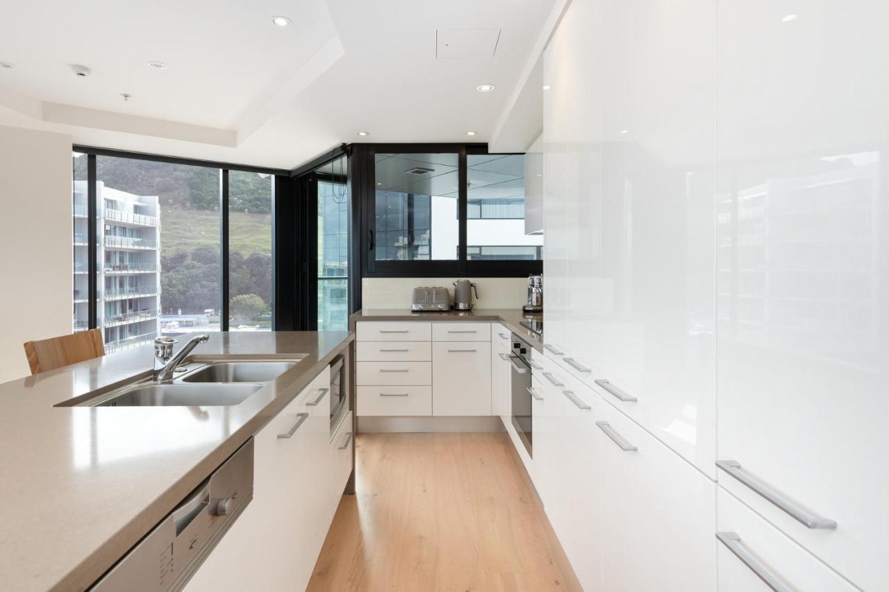 Superb Elevated Views Of Harbour With Heated Pool, Gym & Parking Διαμέρισμα Mount Maunganui Εξωτερικό φωτογραφία