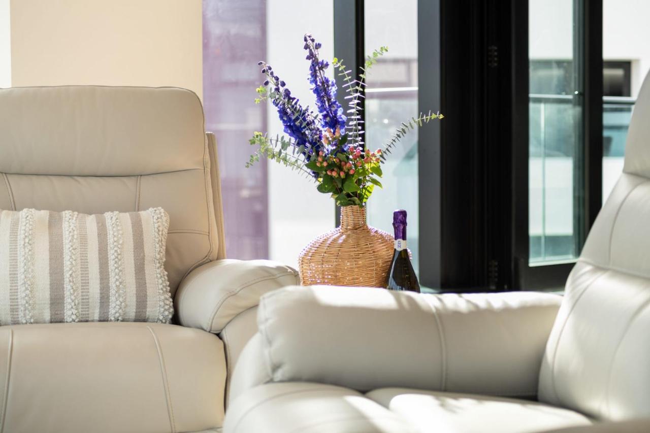 Superb Elevated Views Of Harbour With Heated Pool, Gym & Parking Διαμέρισμα Mount Maunganui Εξωτερικό φωτογραφία