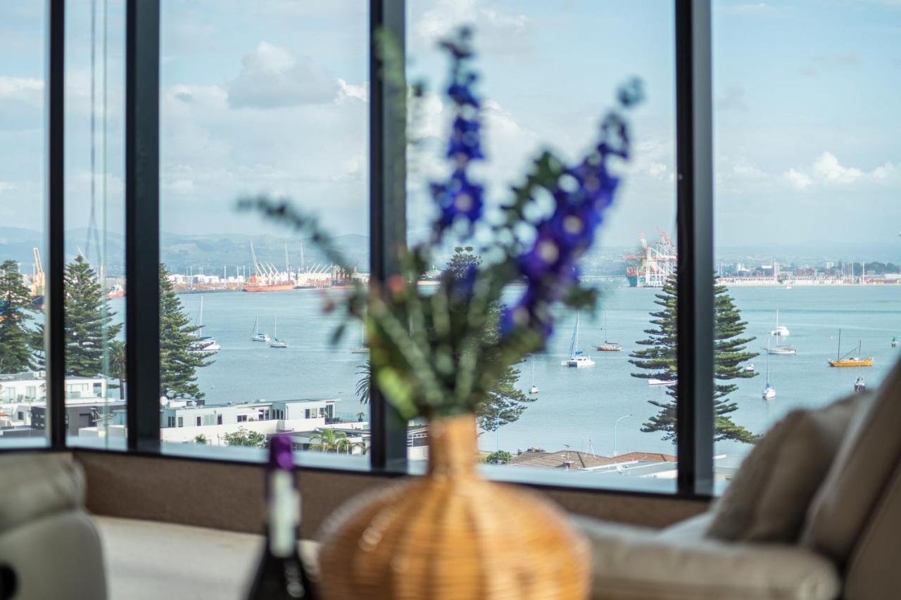 Superb Elevated Views Of Harbour With Heated Pool, Gym & Parking Διαμέρισμα Mount Maunganui Εξωτερικό φωτογραφία